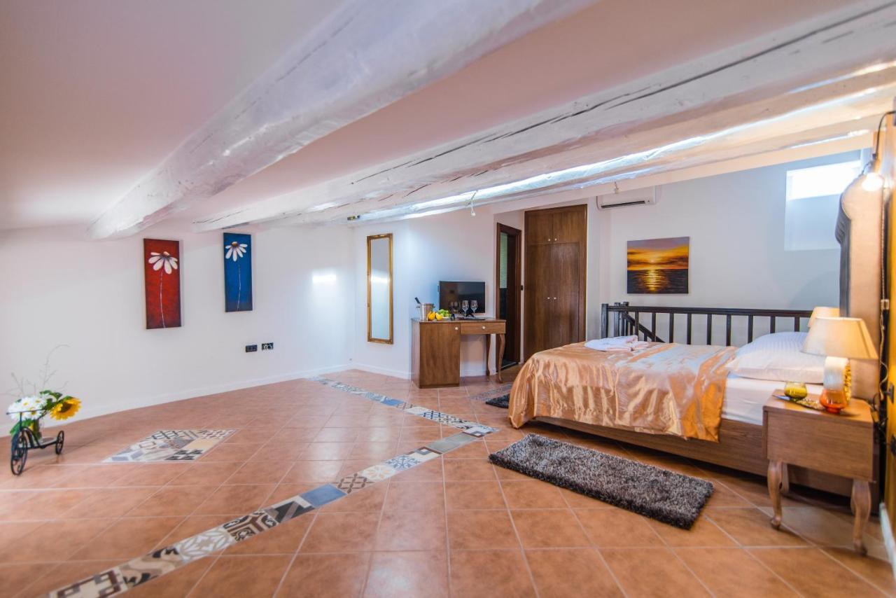 Bella Natka Bed And Breakfast Rovinj Eksteriør billede