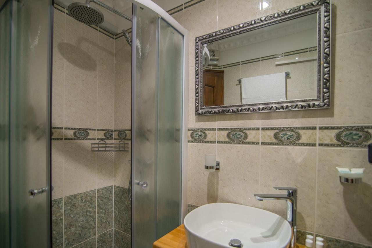 Bella Natka Bed And Breakfast Rovinj Eksteriør billede